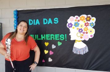 Foto - DIA INTERNACIONAL DA MULHER